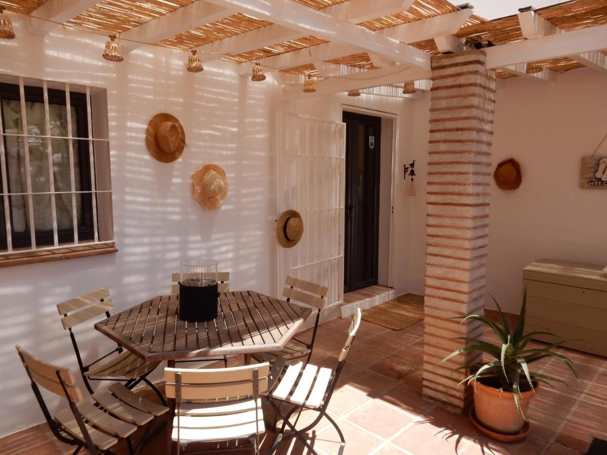 Bed And Breakfast Lagabella Sedella 외부 사진